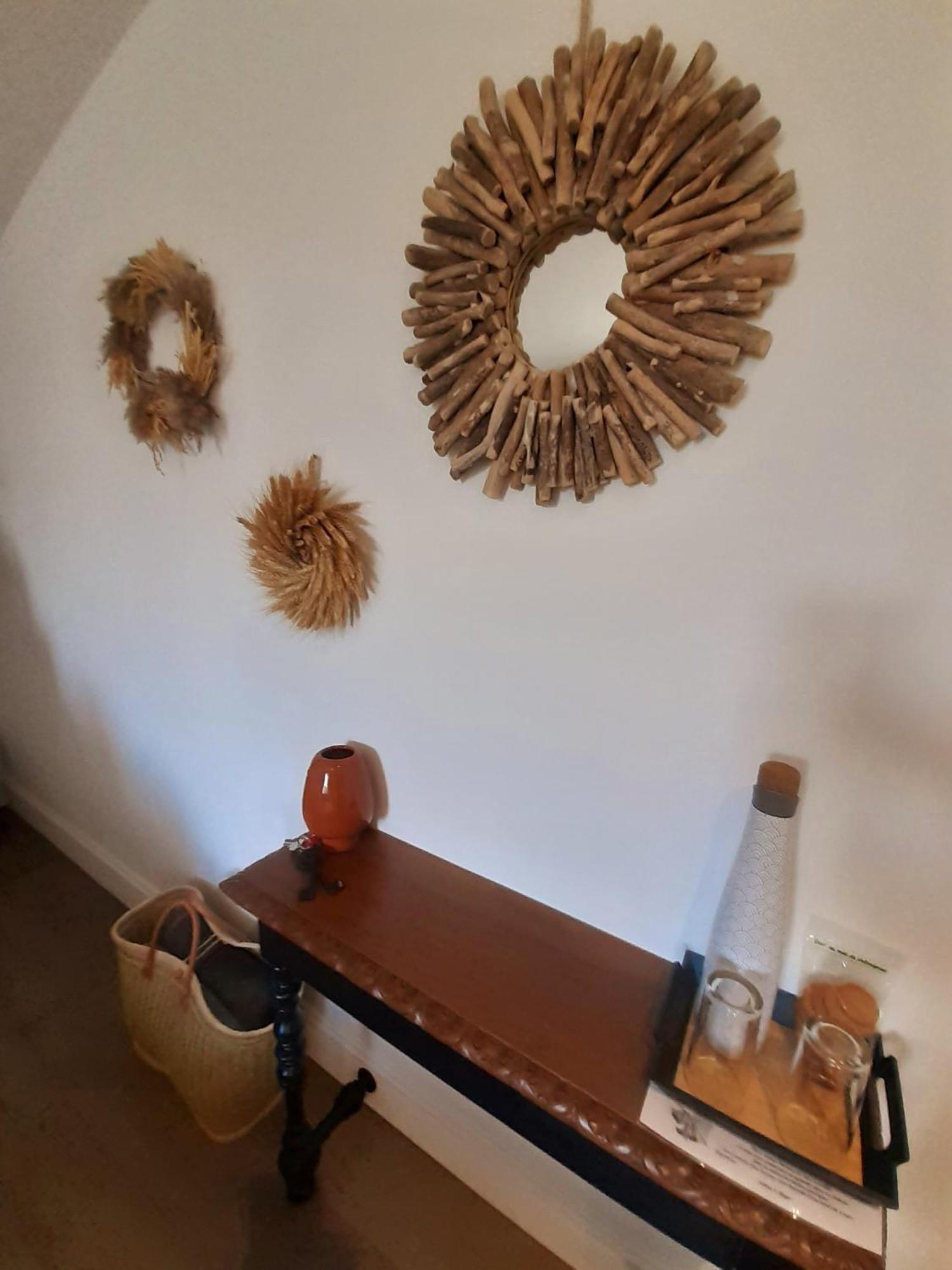 SOUS LE TILLEUL à RUOMS Esterno foto
